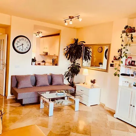 Apartamento Luxurious Aparment Near The Beach